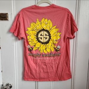 Simply Southern Pink Sunflower and Bee Cotton Tee Size Medium